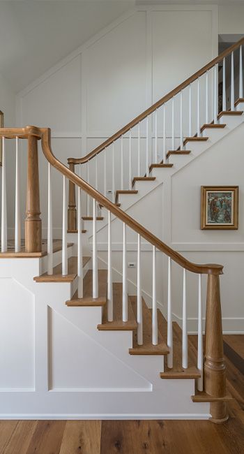 large turned newel posts Chunky Stair Railing, Turned Staircase Ideas, Stairway Newel Posts, Wood Stair Balusters, Round Newel Post, Staircase Newel Post Ideas, Stair Newel Post Ideas, Closed Stringer Staircase, Stairway Railing Ideas Banisters