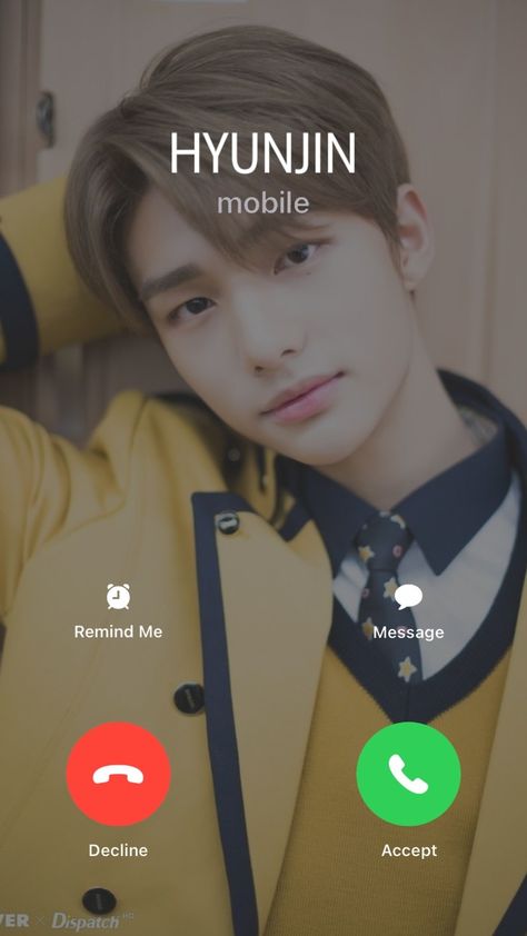 Skz Calling Phone, Hyunjin Calling Phone, Straykids Hyunjin Wallpaper, Kids Snapchat, Call Husband, Hyunjin Wallpaper, Heart Kids, Skz Wallpaper, Cute Lockscreens