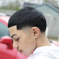 Batman Haircut, Temp Fade Haircut, Boys Fade Haircut, 100 Hairstyles, Taper Fade Short Hair, Fade Hairstyle, Short Hair For Boys, Barber Haircuts, Short Fade Haircut