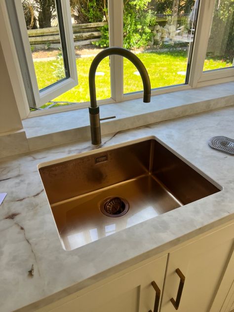 Copper sink with matching tap Copper Taps, Copper Faucet, Belfast Sink, Splashback Tiles, Copper Sink, Kitchen Sink, Faucet, Tap, Dream House