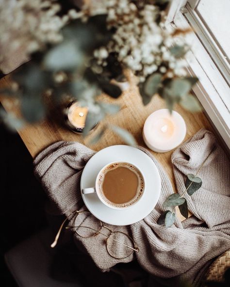 Coffee Aesthetic Story, Flat Lay Inspiration, Aesthetic Story, Bookstagram Inspiration, Candles Photography, Coffee Photos, Coffee Aesthetic, Flat Lay Photography, Coffee Photography