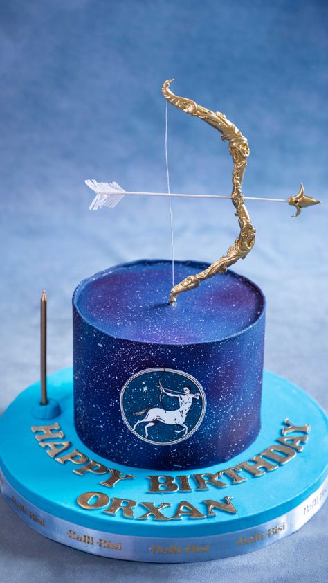 Sagittarius Birthday Party Ideas, Zodiac Sign Cake, Horoscope Cake, Sagittarius Birthday Cake, Sagittarius Queen, Cute Minions Wallpaper, Customized Cake, Sagittarius Birthday, Astrology Birthday