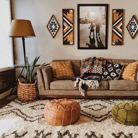 African Decor Bedroom, African Bedroom, African Living Rooms, African Decor Living Room, Modern African Decor, African Room, Southwest Modern, Afrocentric Decor, African Interior Design