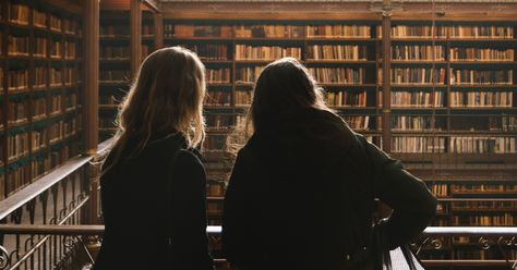 Americans�’ Favorite Leisure Activity in 2019? The Library by G.G. Andrew Dark Academia Playlist, Paradis Sombre, Boarding School Aesthetic, Chaotic Academia, Hogwarts Aesthetic, Best Friends Aesthetic, Brasov, Dark Academia Aesthetic, Boarding School