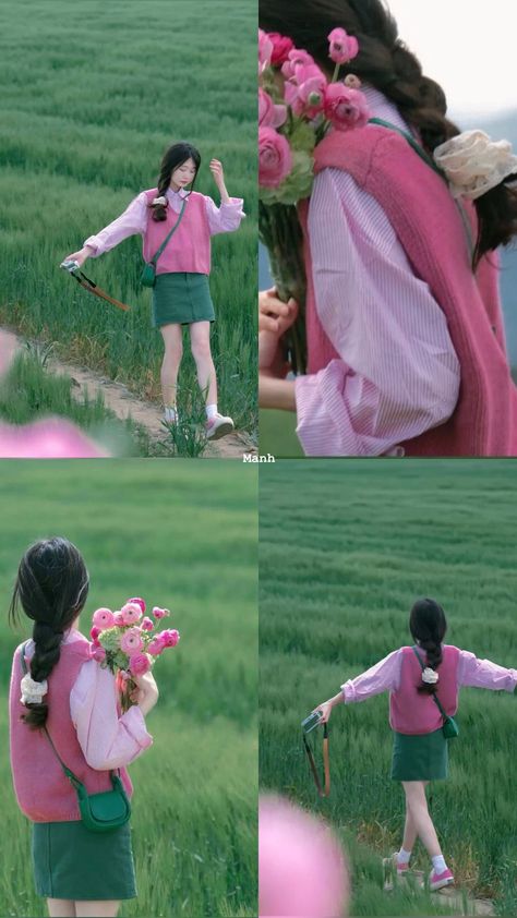 Introvert Pose Ideas, Pink And Green Outfits For Women, Korean Photoshoot Aesthetic, 사진 촬영 포즈, Friend Poses Photography, Stylish Photo Pose, Photo Pose Style, Model Poses Photography, Fashion Photography Poses