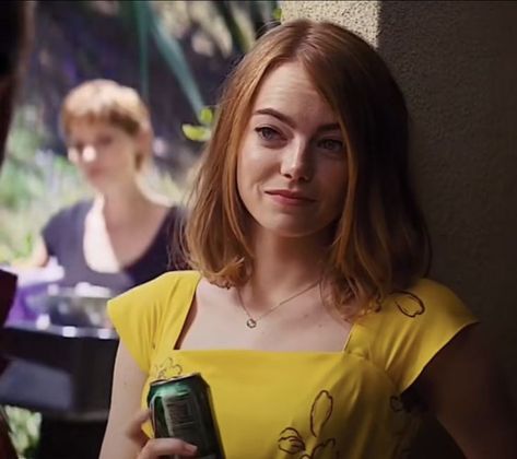 Mia Lalaland, Mia Dolan La La Land, Emma Stone Lala Land, Pathetic Women, Mia Dolan, Social Aesthetic, Emma Stone Hair, Emily Stone, Emma Stone Style