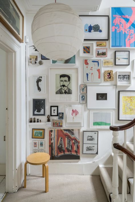 Painted Floorboards, Bedroom Victorian, London Fields, Colorful Apartment, Victorian Townhouse, Victorian Tiles, The Modern House, Wall Gallery, Main Bedroom