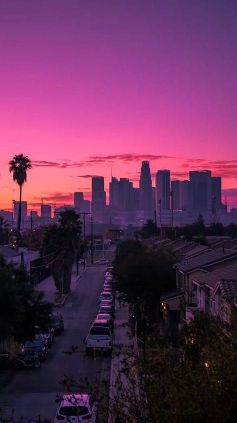 California Wallpaper, Whats Wallpaper, Purple Sunset, Sunset City, Simple Phone Wallpapers, Sky Pictures, Pretty Landscapes, Wallpapers Images, Caught On Camera