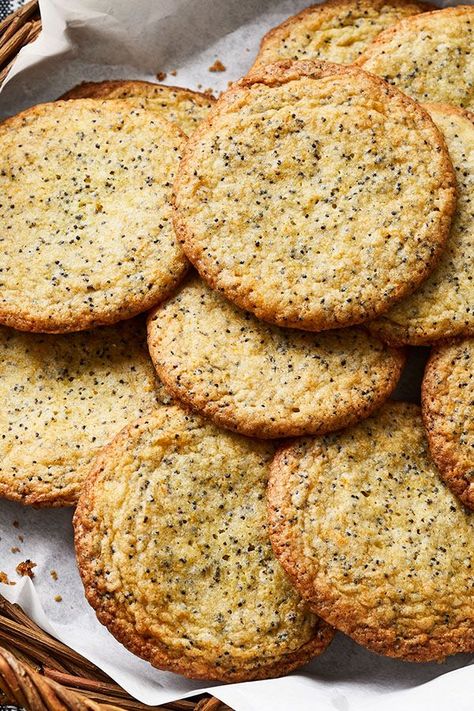 Recipes With Poppy Seeds, Cardomom Recipes Cookies, Cardamom Desserts, Finnish Cookies, Poppy Recipes, Poppy Seed Recipes, Cardamom Recipe, Poppy Seed Cookies, Cardamom Cookies