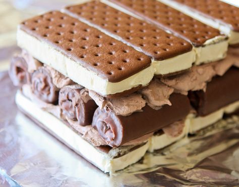 Pip & Ebby - Pip & Ebby - Frozen swiss cake roll ice cream sandwich cake Ice Cream Slice, Swiss Roll Ice Cream Cake, Peanut Butter Ice Cream Cake, Ice Cream Sandwich Cake Recipe, Sliced Cake, Butter Ganache, Cream Sandwich Cake, Chocolate Peanut Butter Ice Cream, Swiss Cake