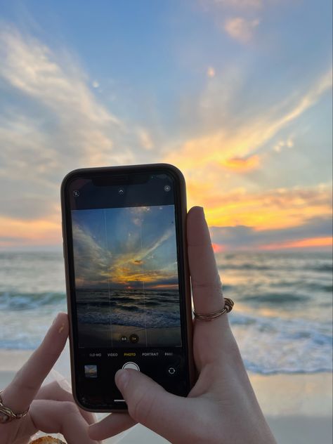 #sky #beach #phone #sunset #sunsetpics #skypictures Taking Pictures Of The Sky, Pictures Of The Sky, Summer Camera, Cream Aesthetic, Sky Pictures, When I See You, Sunset Lover, Sunset Pictures, Sky Aesthetic