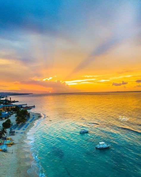 Runaway Bay, Saint Ann, Jamaica Runaway Bay Jamaica, Visit Jamaica, Saint Ann, Horse Aesthetic, Paradise On Earth, Latin America, Beautiful Sunset, Jamaica, Paradise