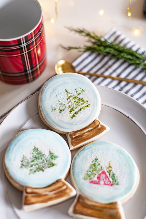 Hand-painted Snow Globe Christmas Cookies Hand Painted Christmas Cookies, Snowglobe Cookies Christmas, Painted Christmas Cookies, Watercolor Christmas Cookies, Snow Globe Cookies, Snowglobe Cookies, Painted Sugar Cookies, Cranberry Orange Cookies, Watercolor Cookies