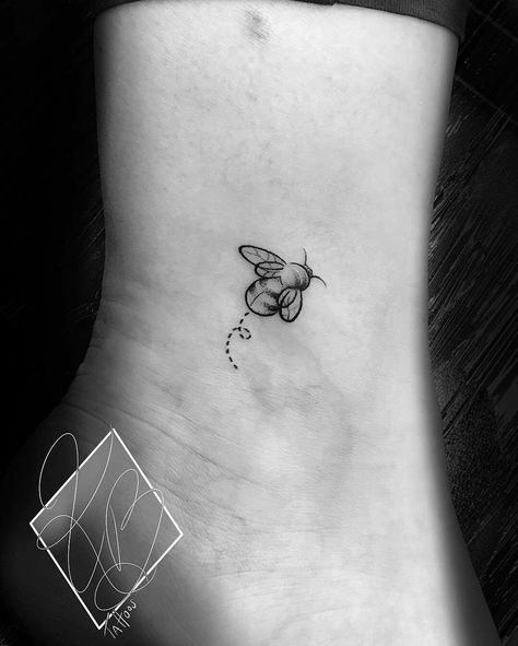 Fineline Bee Tattoo, Honey Tattoo Ideas, Fine Line Bee Tattoo, Small Bee Tattoo, Fingerprint Tattoos, Honey Bee Tattoo, Bee Things, Thistle Tattoo