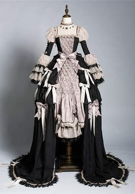 Old Fashion Dresses, Outfits Dress, Fantasy Dress, Fancy Outfits, Fantasy Fashion, Lolita Dress, Old Fashion, Gothic Lolita, Art Clothes