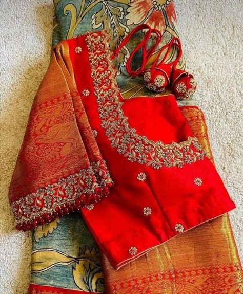 Red Saree Blouse Design, Traditional Blouse Designs Weddings, Blouse Designs For Bride, Gold Blouse Designs, Red Blouse Design, Basic Blouse Designs, Maggam Blouses, Work Blouse Designs, Blue Blouse Designs