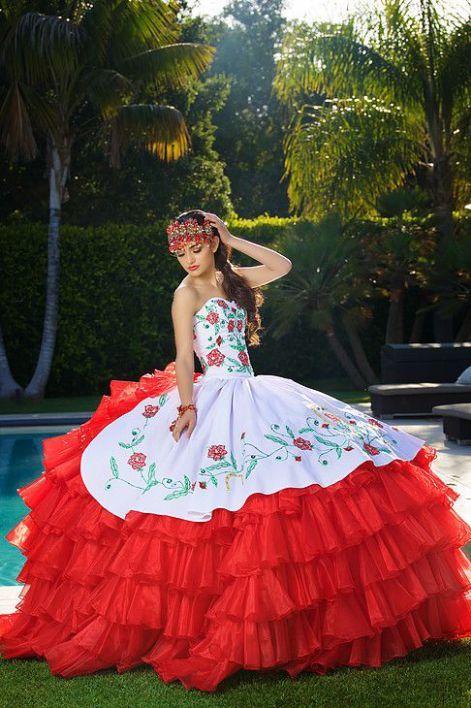 charro quinceanera dress 2 Red And White Quinceanera Dresses, Charro Quinceanera Theme, Vestidos Color Vino, Quinceanera Dresses Mexican, Vestido Charro, Mexican Quinceanera, Mexican Quinceanera Dresses, Quinceanera Themes Dresses, Charro Quinceanera Dresses