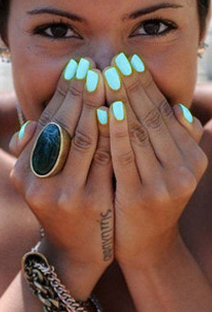 Here are 18 nail polish picks for Summer. Fantastic Nails, Spring Nail Polish, Bohol, Nail Polish Collection, Orange Nails, Nike Shox, Manicure Y Pedicure, Cool Nail Art, Nail Polish Colors