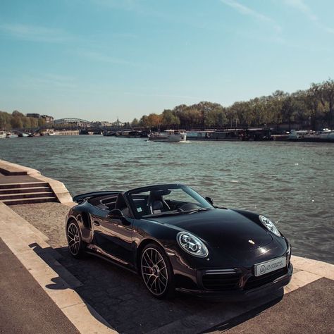 Porsche Convertible, Porsche 718 Boxster, Black Porsche, Dream Car Garage, Porsche Club, Classy Cars, Cool Motorcycles, Best Luxury Cars, Porsche Cars