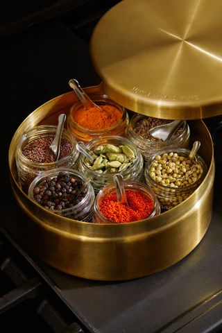 Indian Spice Box, Masala Dabba, Urban Kitchen, Fresh Spices, Indian Kitchen, Spice Box, Indian Homes, Coriander Seeds, Indian Spices