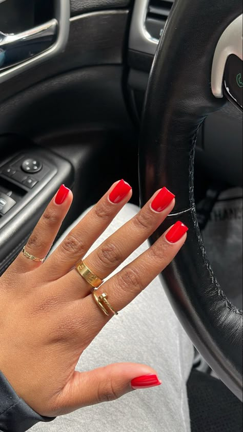 Red Nails For Black Women, Nails Idea Summer, Nail Selfies, Simple Summer Nail Designs, Natural Nails Manicure, Comfy Travel, Summer Nail Designs, Simple Gel Nails, Smink Inspiration