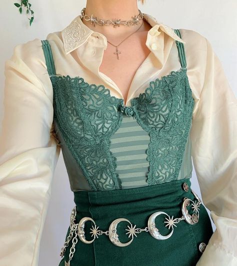 Corset Outfit, Top Bustier, B Cup, Prom Outfits, Mode Inspo, Fantasy Fashion, Looks Vintage, Corset Top, Cute Fashion