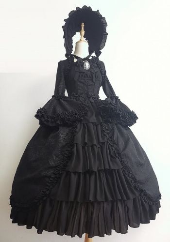 Gothic Ball Gown, Gaun Abad Pertengahan, Gothic Wedding Dress, Victorian Dresses, Lolita Outfits, Fotografi Vintage, Old Fashion Dresses, Classic Lolita, Victorian Dolls