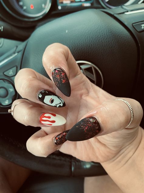 Michael Myers Nail Designs, Mike Myers Nails, Michael Meyer Nails, Michael Myers Nail Art, Jason Halloween Nails, Michael Myers Nails Acrylic, Halloween Nails Michael Myers, Halloween Nails Scary, Halloween Movie Nails