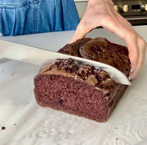 2 Ingredient Chocolate Bread - lilsipper Carb Free Bread, Brownie Cakes, Low Carb Blueberry Muffins, Cinnamon Raisin Bagel, Vegan Pumpkin Bread, Cookie Dough Cake, Chocolate Recipes Easy, Vegan Chocolate Cake, Chocolate Chip Pancakes