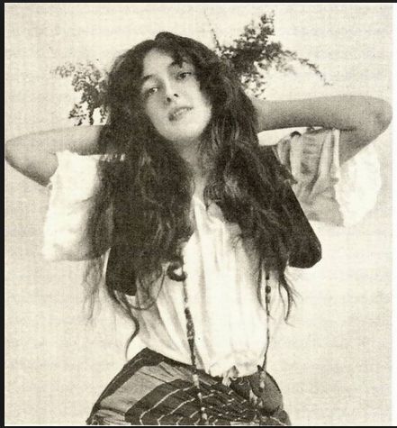 Evelyn as a gypsy in The Wild Rose Harry Kendall, Edwardian Women, Stanford White, Evelyn Nesbit, John Barrymore, Vintage Zodiac, Alfred Stieglitz, Gene Kelly, Mae West