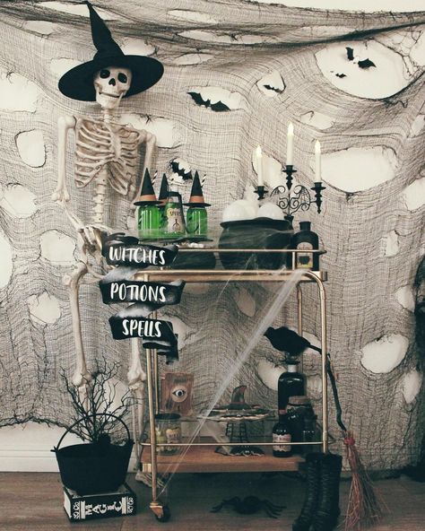 Potions Bar Halloween, Spooky Bar Cart, Halloween Speakeasy, Spooky Spa, Bar Halloween Decor, Spooky Picnic, Decorate A Bar Cart, Halloween Bar Decor, Diy Trunk