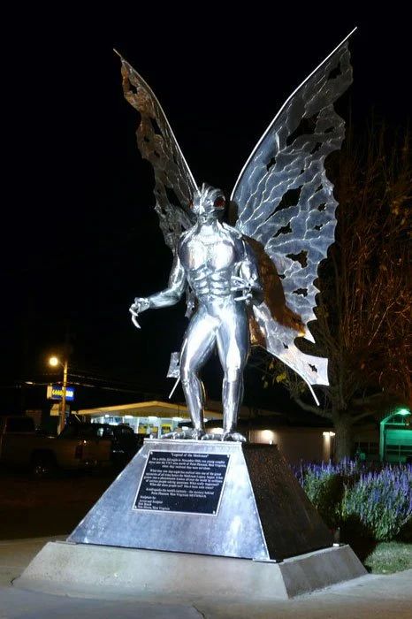 West Virginia's Mothman Leads Cryptid Renaissance | Smithsonian Voices | Smithsonian Center for Folklife & Cultural Heritage Smithsonian Magazine The Mothman Prophecies, Point Pleasant West Virginia, Point Pleasant, Sea To Shining Sea, Urban Legends, Ghost Stories, Creature Concept Art, Creature Concept, West Virginia