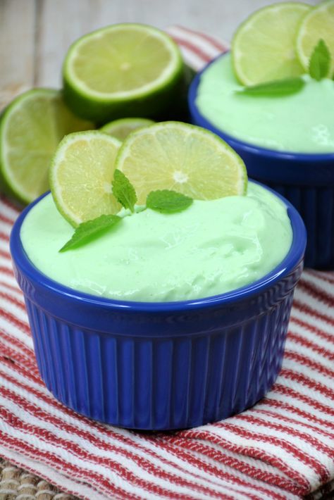 Lime Fluff - From Gate To Plate Lime Fluff, Cheese Salad Recipes, Oreo Fluff, Ww Food, Sugar Free Jello, Fluff Recipe, Fluff Desserts, Ww Points, Ww Desserts