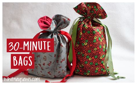 Reversible Fabric Gift Bags Diy, Diy Makeup Bag Tutorial, Lined Drawstring Bag, Sewing Patterns Free Beginner, Drawstring Bag Tutorials, Drawstring Bag Pattern, Diy Makeup Bag, Diy Sewing Gifts, Gift Bags Diy