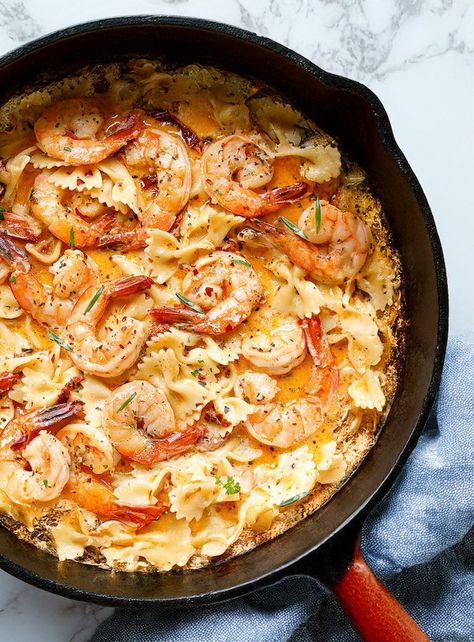 As a parent, I know all too well the chaotic energy that fills the house once everyone’s back home. Whether it’s breaking up sibling squabbles or keeping things running smoothly, dinner can often feel like an afterthought.  That’s why meals like this creamy shrimp farfalle are a lifesaver—wholesome and filling, but simple enough to fit into the busiest of weeknights. It’s one of those dishes you can rely on when you need to get dinner on the table fast, but still want something delicious. Bow Tie Pasta Recipe, Shrimp Pasta Recipe, Bow Tie Pasta, Chaotic Energy, Creamy Shrimp, Farfalle Pasta, Creamed Onions, Bowtie Pasta, Shrimp Pasta Recipes