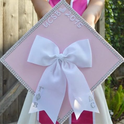 Graduation Cap Decoration Ideas, Pink Graduation Party, Cap Decoration Ideas, Grad Hats, Grad Cap Decorated, Graduation Cap Decoration Diy, High School Graduation Cap, College Graduation Cap Decoration, Grad Hat