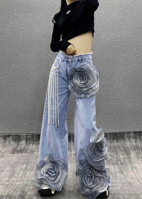 Creative Pants, Beaded Pants, African Inspired Accessories, Recycling Clothes, Jean Ideas, Upcycled Accessories, Clothes Upcycle, Knit Clothing, Diy Jeans