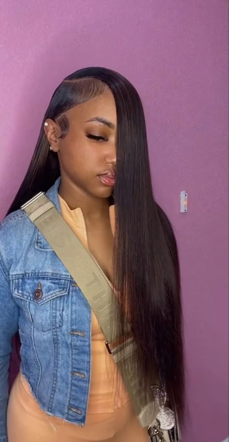 Baddie Hairstyles Sew In, Deep Side Part Quick Weave Leave Out, Side Part Sew In Straight, Side Part Quick Weave, Black Hair Protective Styles, Cute Bob Hairstyles, Lemonade Braids Hairstyles, Black Women Short Hairstyles, Frontal Wig Hairstyles