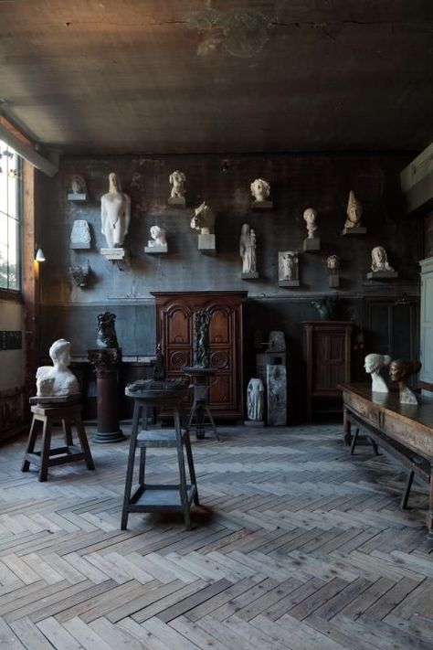 Antoine Bourdelle, Art Ancien, Dream Studio, Family Decor, Dark Academia Aesthetic, Art Workshop, Studio Space, Architectural Salvage, Art Studios