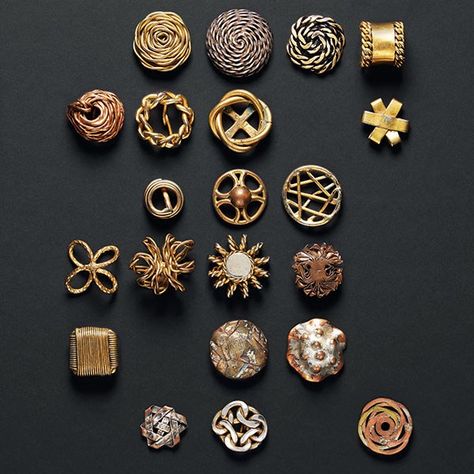 Maurice De Vlaminck, Button Collecting, Button Fashion, Elsa Schiaparelli, Alberto Giacometti, Paris Mode, Types Of Buttons, Button Cards, Button Art