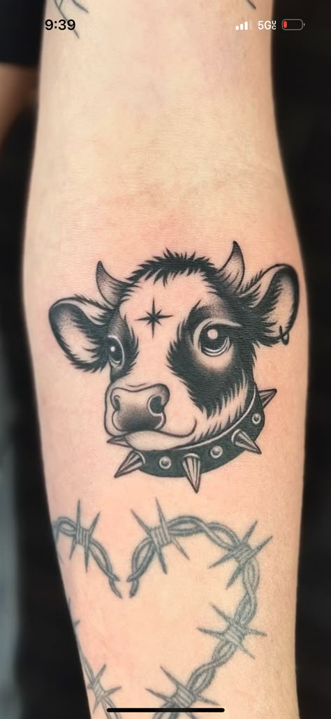 Traditional Tattoo Animals, Tattoo Ticket, Emo Tattoos, Cow Tattoo, Goth Tattoo, Tattoo Portfolio, Knee Tattoo, Head Tattoos, Funny Tattoos