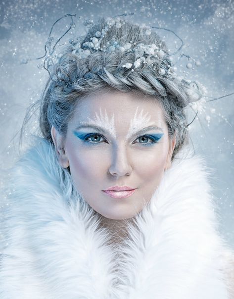 The Ice Princess  Ultra cool blonds makes a statement in this beautifully braided updo! Snow Hairstyles, Snow Queen Makeup, Ice Queen Costume, Ice Queen Makeup, Fantasy Make-up, Halloweenský Makeup, Queen Makeup, Smink Inspiration, Queen Costume