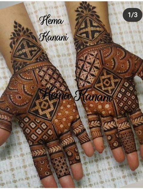 R Name Mehndi Design, Groom Mehendi Designs Palm, Boys Mehndi Design, Engagement Hand, Hand Mehendi, Palm Mehndi Design, Blue Jeep, Mehndi Designs Bridal Hands, Beautiful Henna