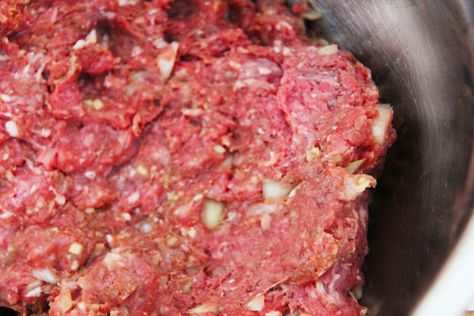 Garlic Hamburger Recipes, Make Your Own Burgers Patties, Hamburger Mix Recipe, Best Homemade Burgers Patties Recipe, Best Hamburger Recipe Homemade Burgers, Hamburger Meat Patties Recipes, Diy Burger Patties, Best Homemade Hamburger Patties, Best Hamburgers Recipe