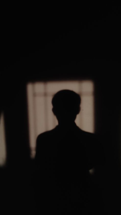 Shadow Male Aesthetic, Man Silhouette Aesthetic, Face Of Man, Man Silhouette, Shadow Face, Insta Profile, Man Wallpaper, Insta Profile Pic, Cute Photography