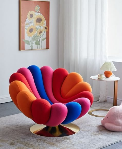 Colourful Rooms Bedrooms, Quirky Furniture Living Room, Weird Furniture Accent Chairs, Funky Accent Chair, Cool Chairs For Bedrooms, Funky Bedrooms, Funky Decorating Ideas, Interior Design Funky, Funky Room Aesthetic