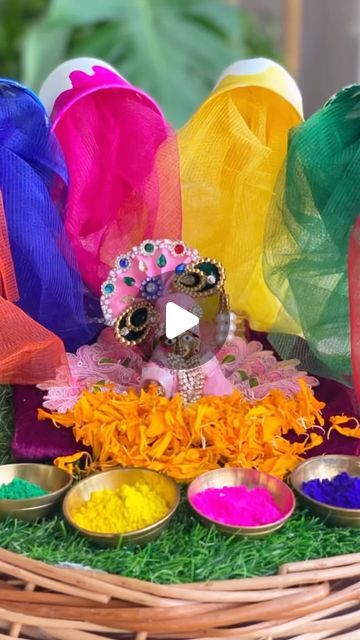 CozyyyLilCorner - DIY and Home Decor on Instagram: "Come join us for 7 days of colourful DIYs with Cozyyylilcorner Kickstarting the series with colors, love, and devotion! 🎨✨   Our first reel had to be a vibrant Holi setup with Laddoo Gopal. Get ready to dive into the enchanting world of Krishna’s playful charm!  Stay tuned and follow along this colourful series for Holi  and for more exciting holi theme ideas!" Krishna Holi Decoration At Home, Holi Decorations Ideas At Home Diy, Holi Reel Ideas, Holi Theme Decoration At Home, Krishna Theme Decoration, Holi Decorations Ideas, Diwali Theme Decoration, Holi Theme, Laddoo Gopal