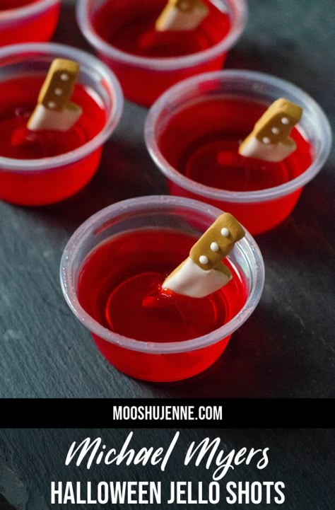 Scary Halloween Appetizer Ideas, Friday 13th Party, Spooky Desserts Halloween, Spooky Foods For Halloween, Jello Halloween, Halloween Adult Party, Alcohol Punch, Strawberry Jello Shots, Alcohol Shots