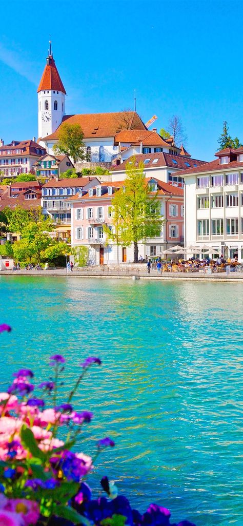 Switzerland Tourist Attractions, Switzerland Wallpaper, Switzerland Map, Thun Switzerland, Can Life, Switzerland Photography, Mountain Landscape Photography, Beautiful Scenery Photography, Beautiful Nature Wallpaper Hd