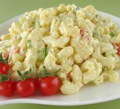 Macaroni Salad: "LOVE LOVE LOVE THIS salad! Not too much mayonnaise, lovely crunchy veggies and the dressing is perfect." Macaroni Salades, Classic Macaroni Salad, Summertime Recipes, Macaroni Salad Recipe, Summer Foods, Cole Slaw, Macaroni Salad, Salad Dressings, Easy Food